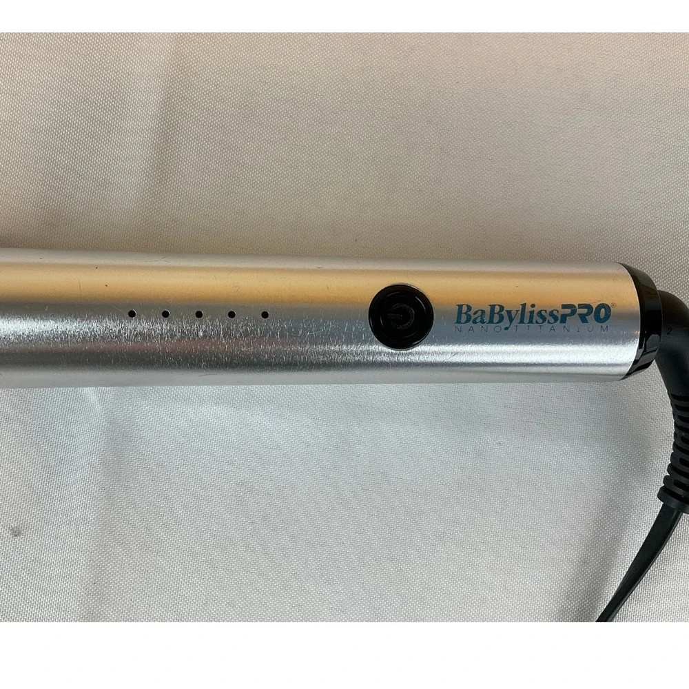 BaByliss PRO Nano Titanium Curling Wand, Blue/Silver
